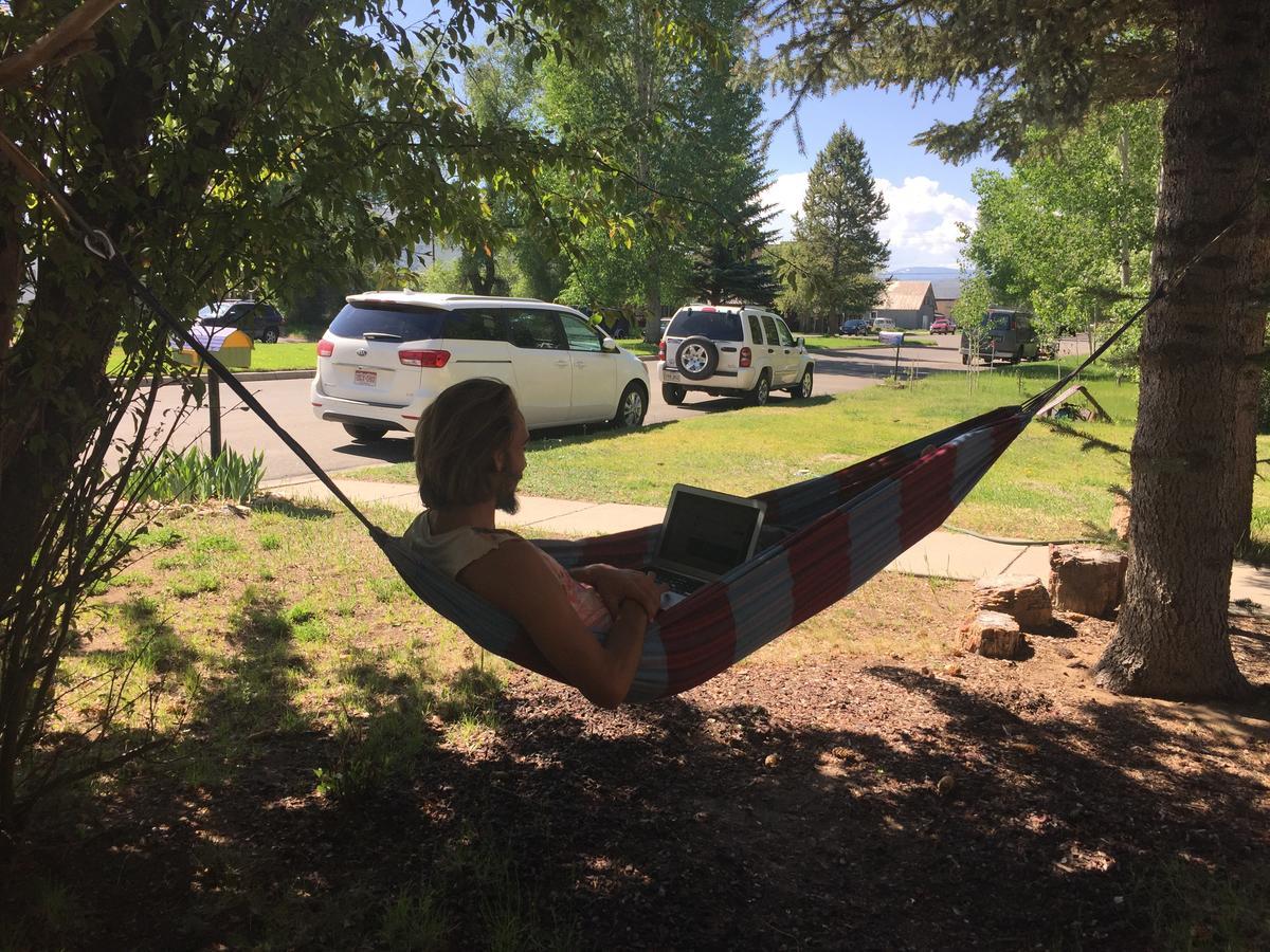 The Wanderlust Hostel Gunnison Exterior foto